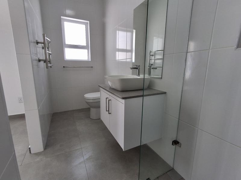 3 Bedroom Property for Sale in Golden Mile Western Cape